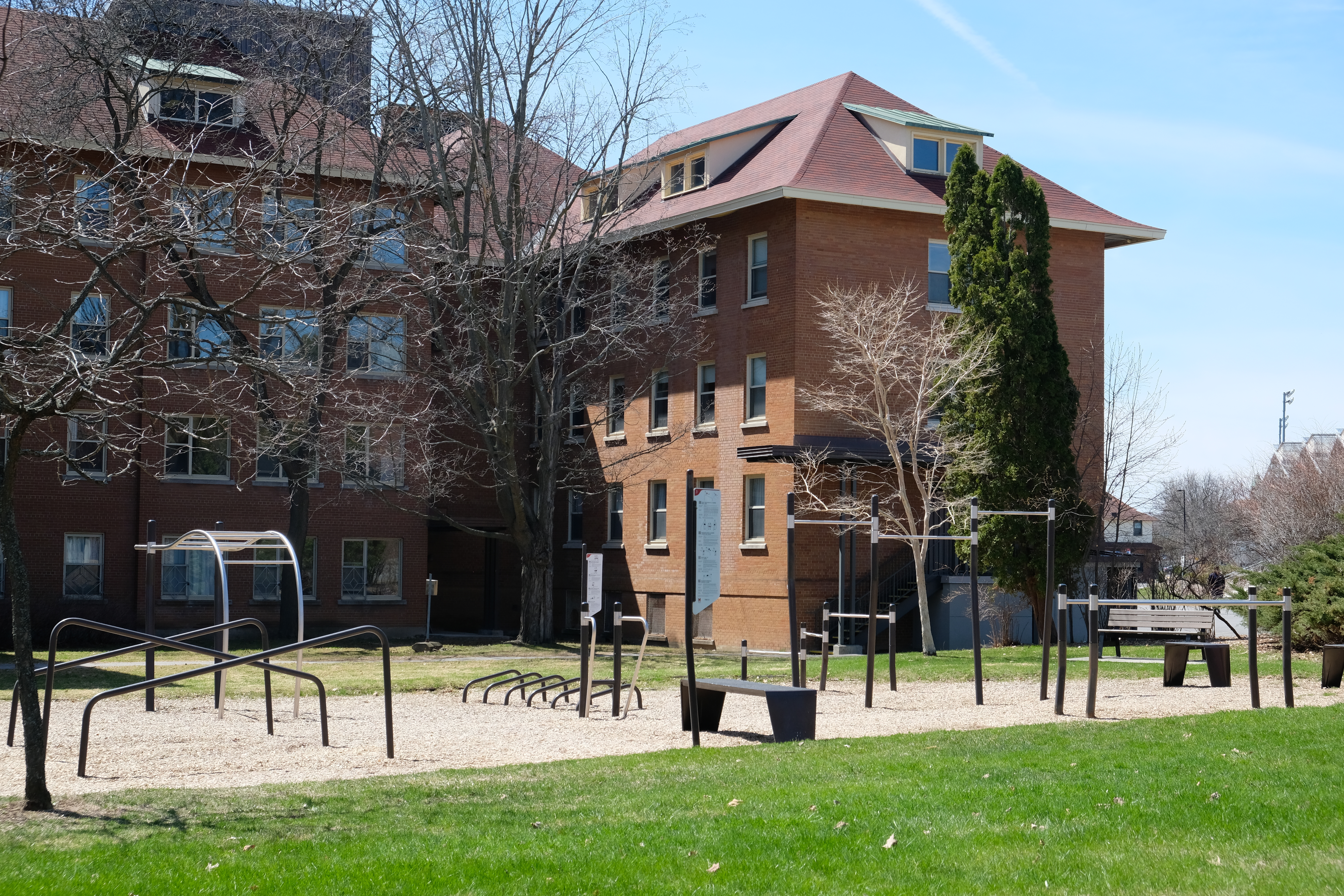 Caliesthenics outdoor gym 3