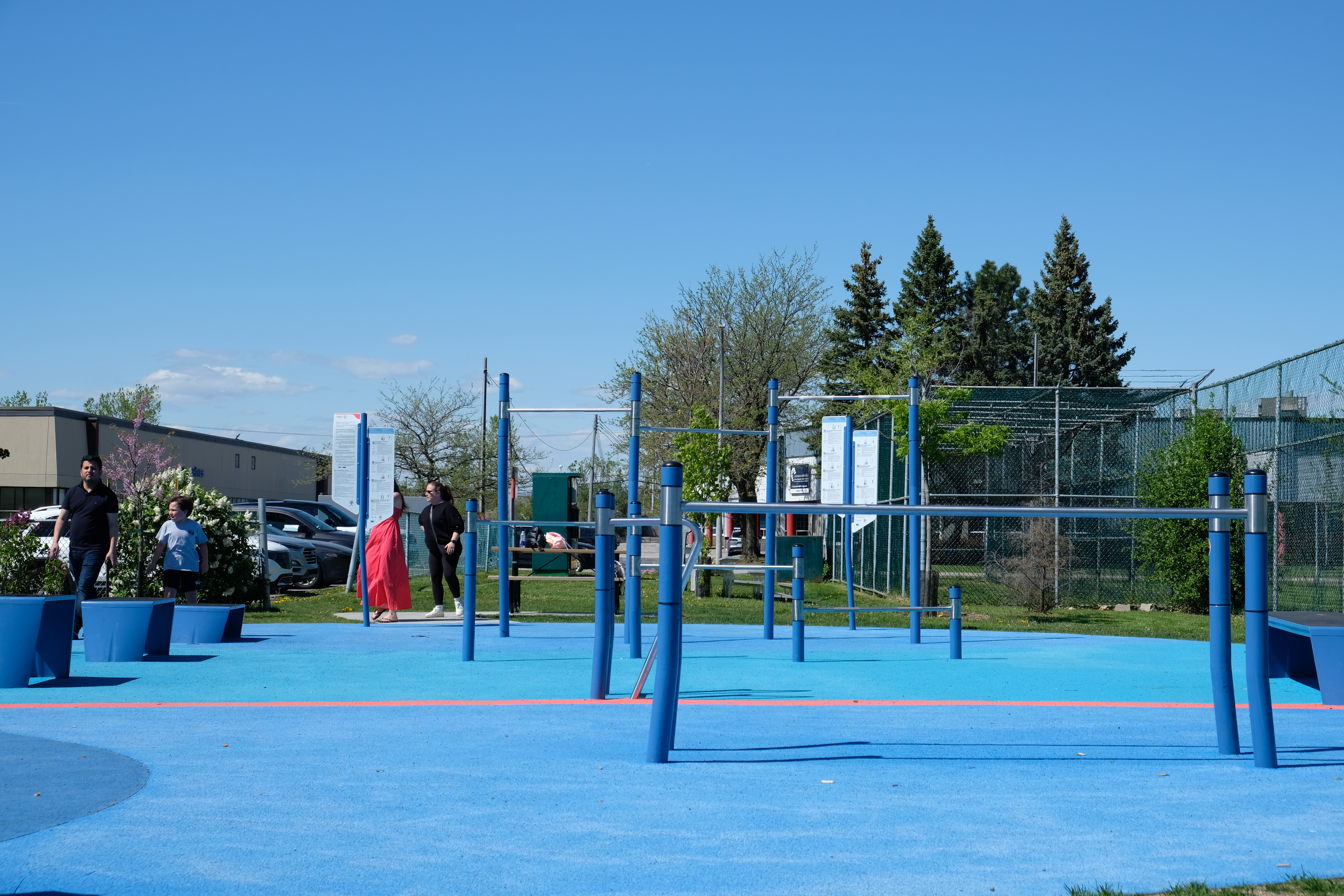 Parc Meades 2